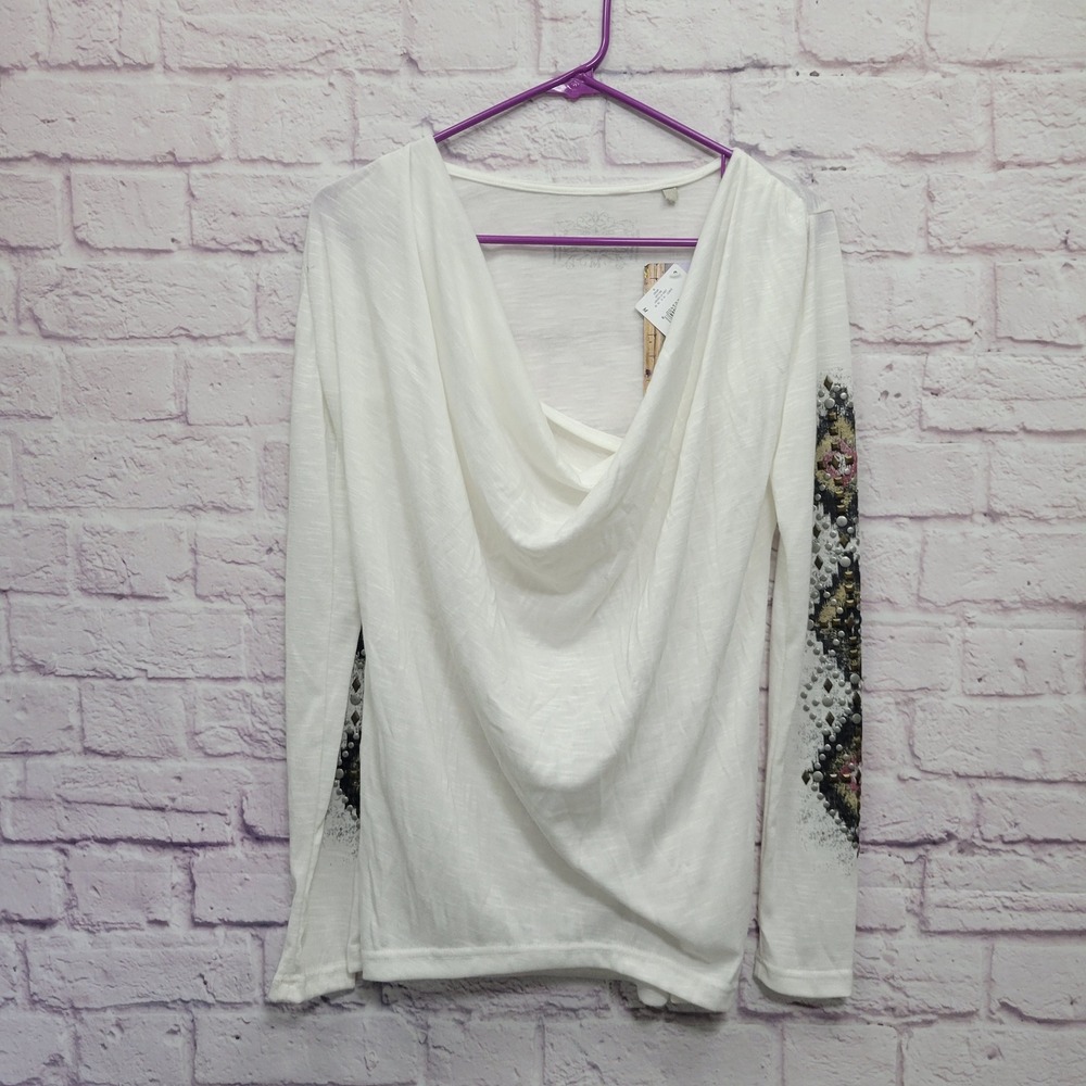 NEW Panhandle Slim Western Blouse Sz M Aztec Detail Sleeves Stretchy Plunge Neck